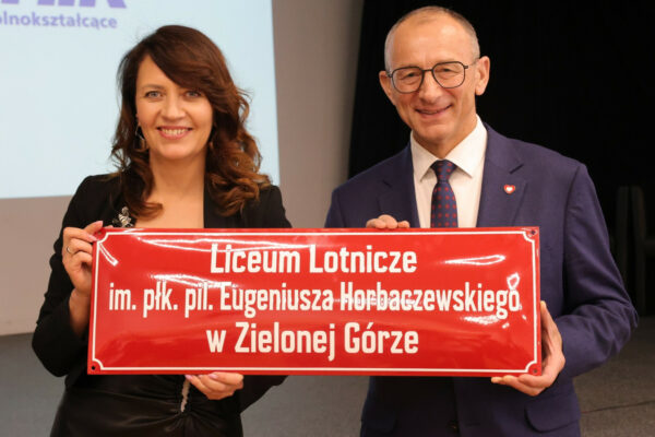 klasy lotnicze Zielona Góra - IV LO Zielona Góra