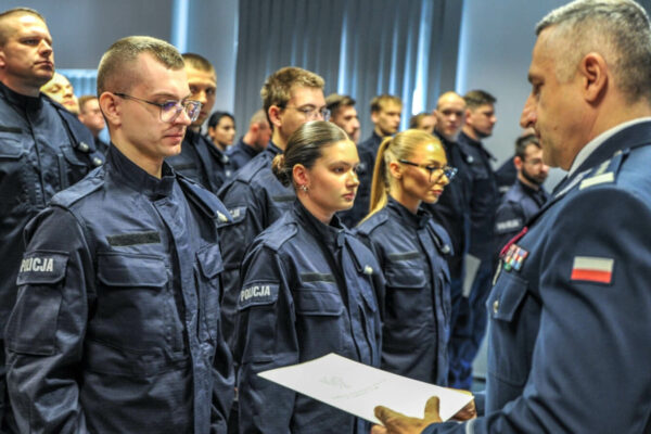 nowi policjanci Lubuskie - ślubowanie policji