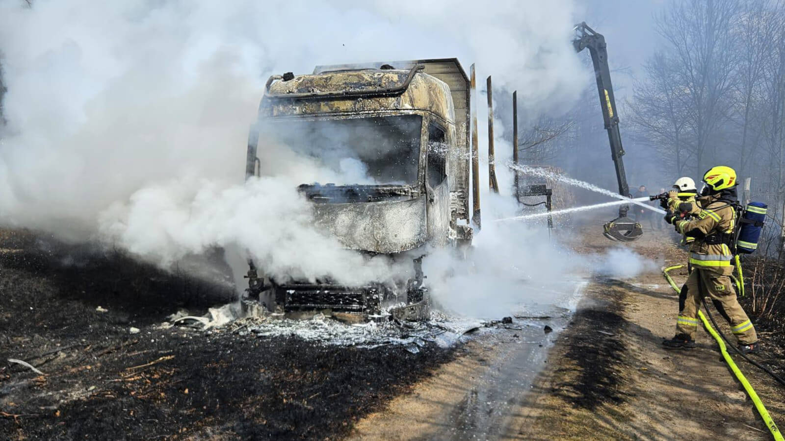 pożar ciężarówki Gorzów - samoloty gaśnicze pożar