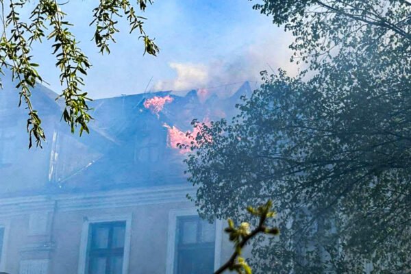 pożar pałacu Garbicz - akcja straży pożarnej Sulęcin