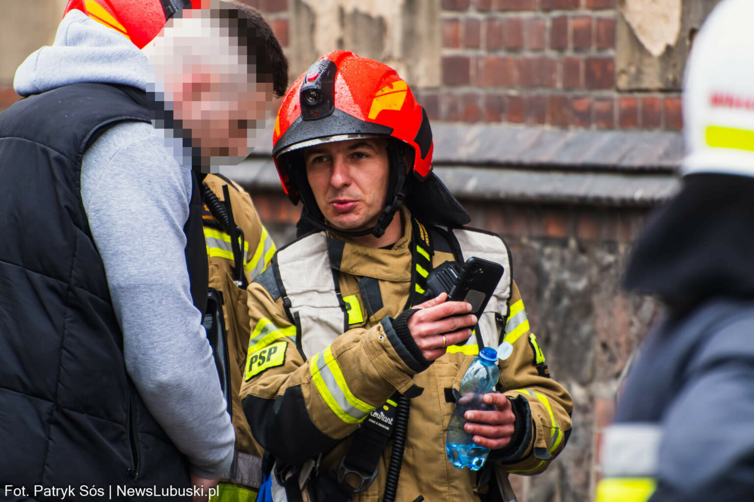 pożar szpitala Wschowa - ewakuacja pacjent&oacute;w