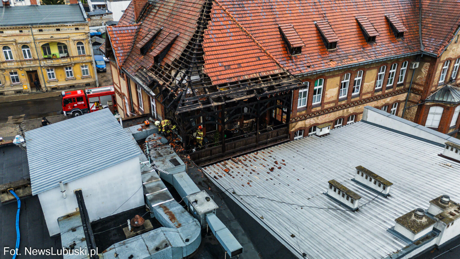 pożar szpitala Wschowa - ewakuacja pacjent&oacute;w