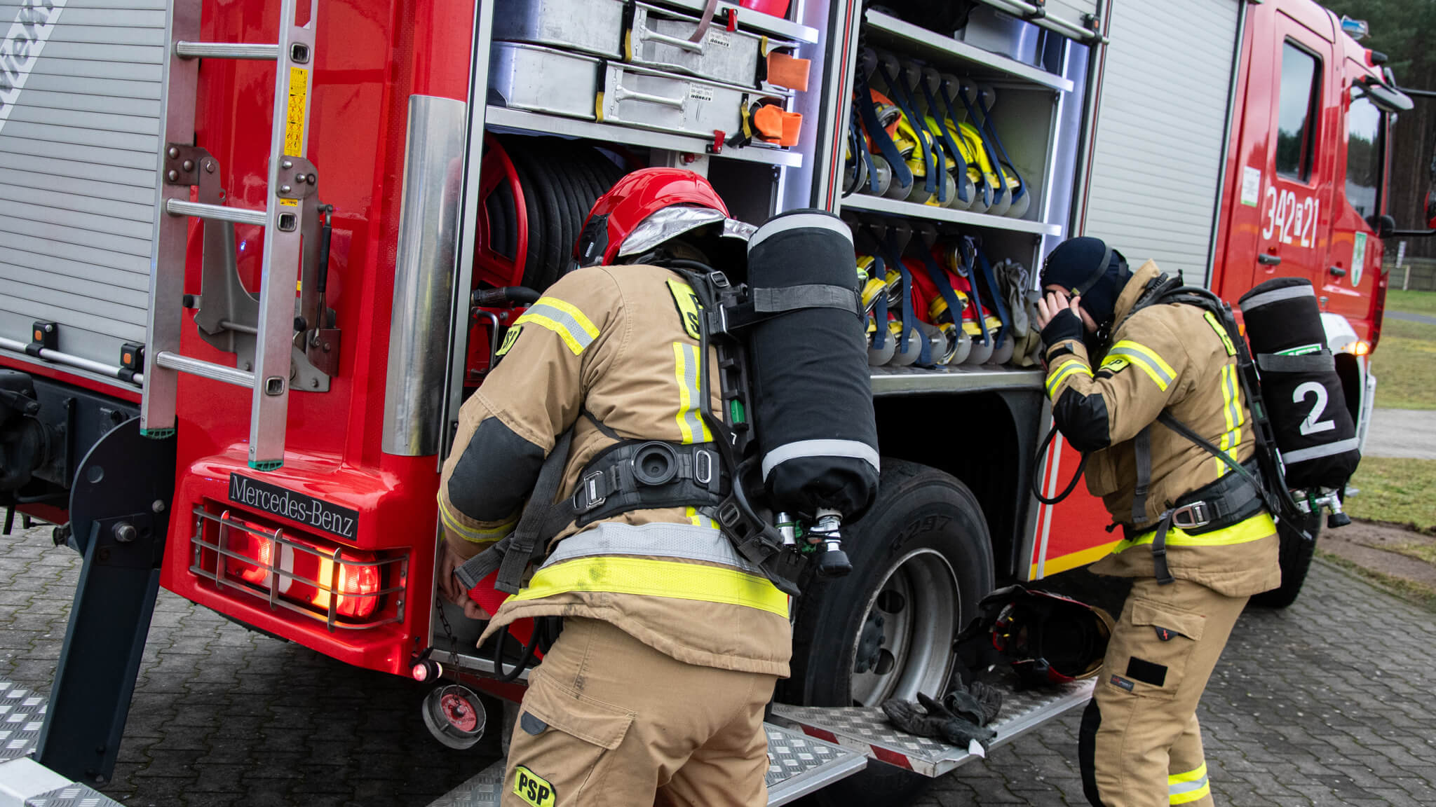 pożar szpitala Wschowa - ewakuacja pacjentów