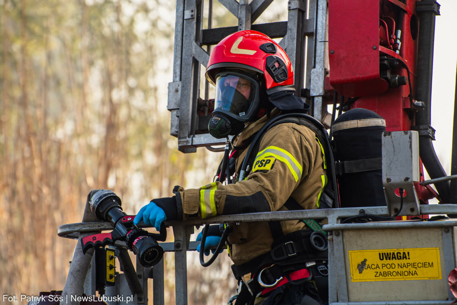 pożar pałacu Garbicz - akcja straży pożarnej Lubuskie