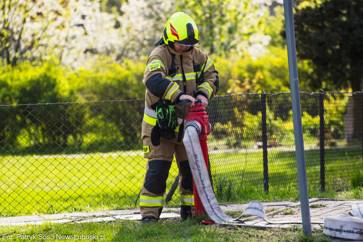 pożar pałacu Garbicz - akcja straży pożarnej Lubuskie