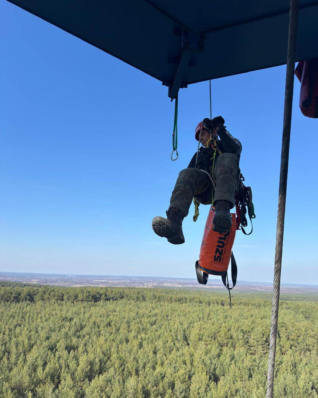 straz-pozarna-zielona-gora-wysokosciowe-3 szkolenie strażaków Zielona Góra - ratownictwo wysokościowe