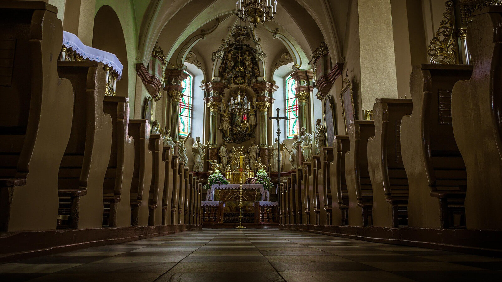 wielki piątek - wielki piątek sklepy i post