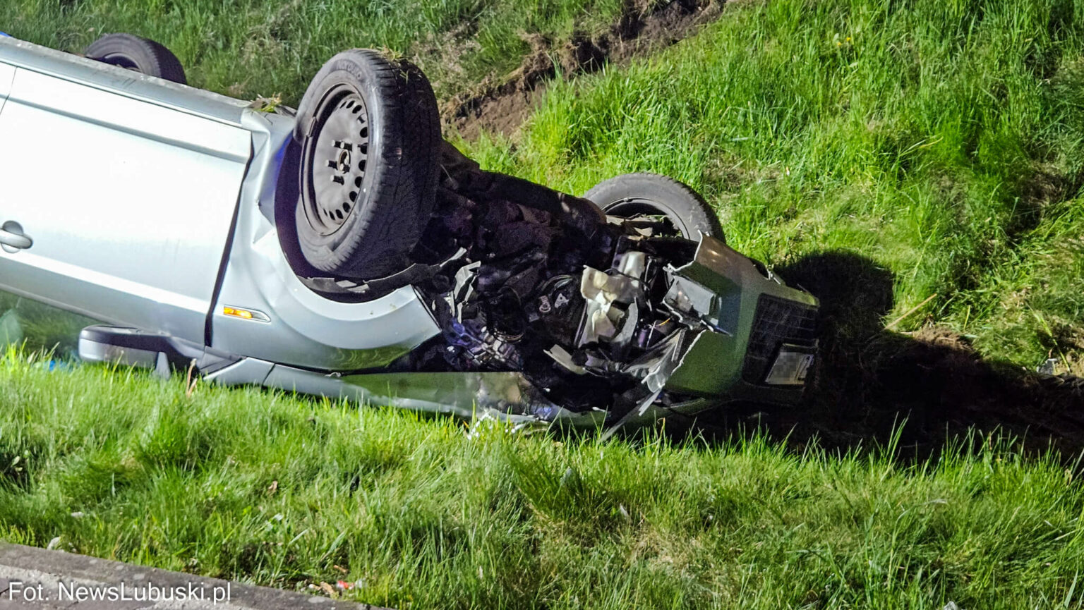 wypadek Nowogr&oacute;d Bobrzański - pijany kierowca DK27