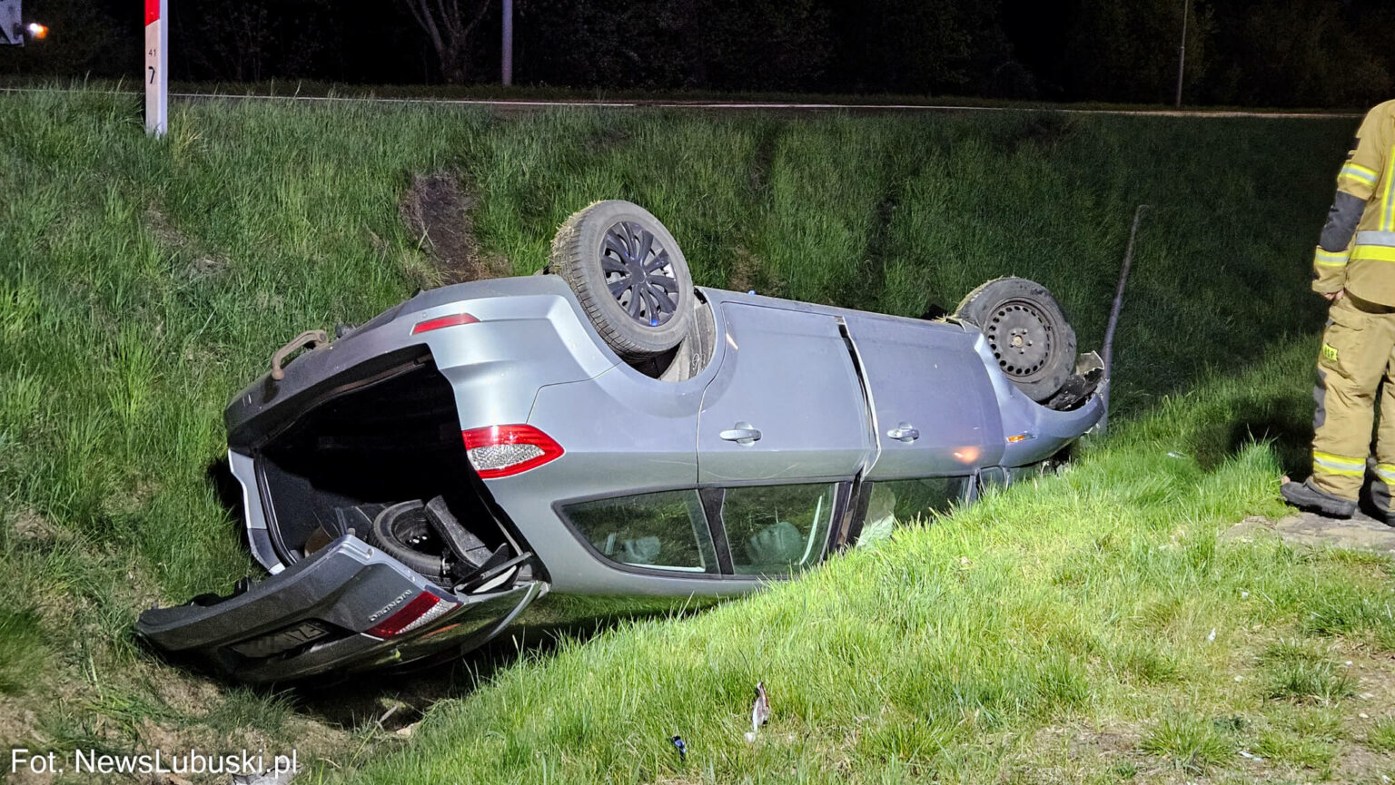 wypadek Nowogr&oacute;d Bobrzański - pijany kierowca DK27