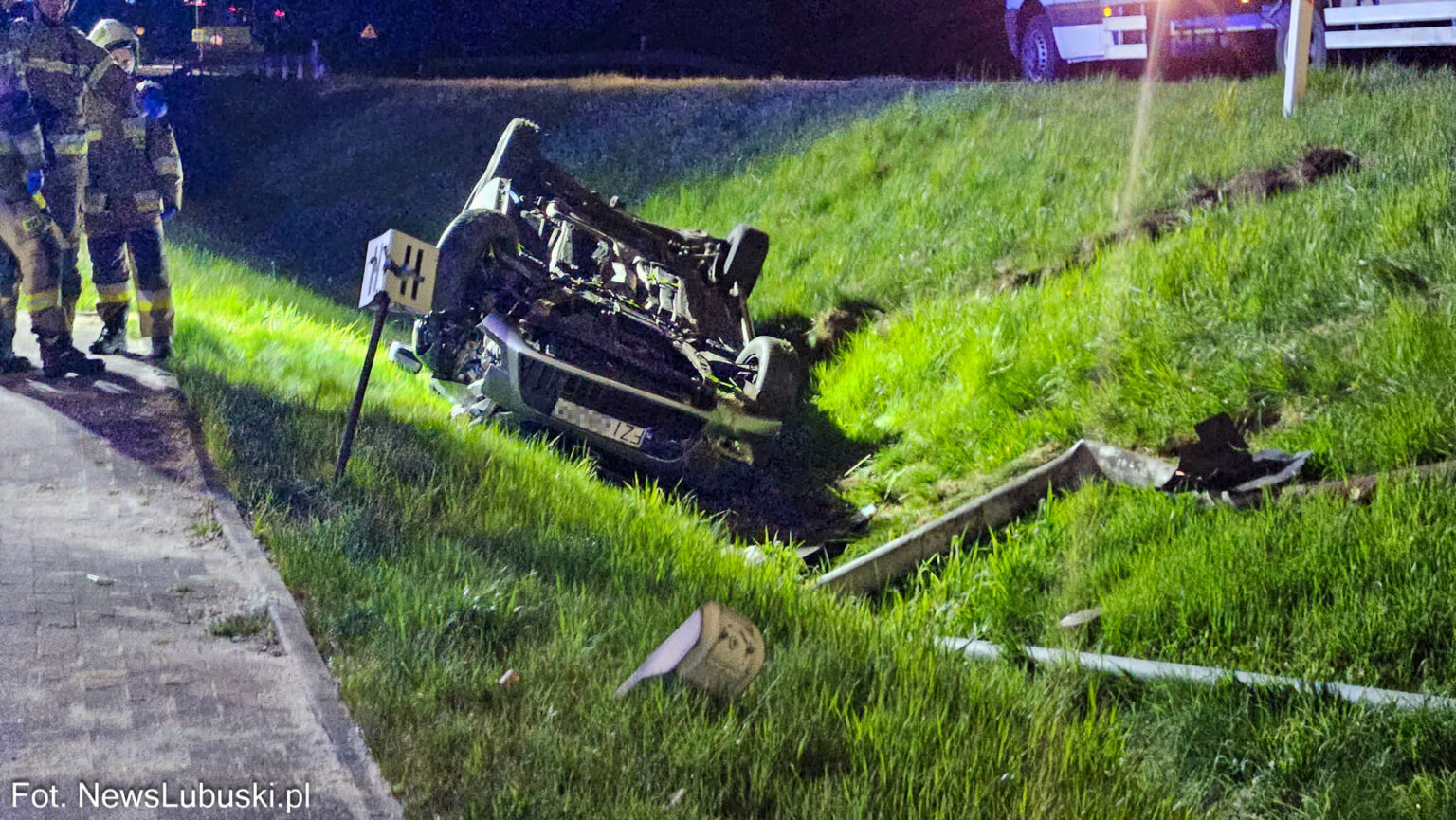 wypadek Nowogr&oacute;d Bobrzański - pijany kierowca DK27