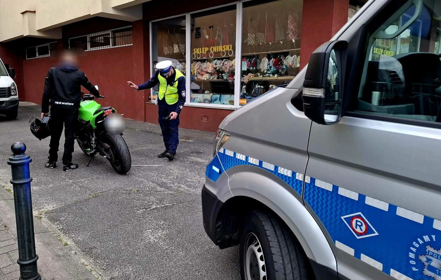 akcja policji Zielona G&oacute;ra motocykliści - mandaty dla motocyklist&oacute;w