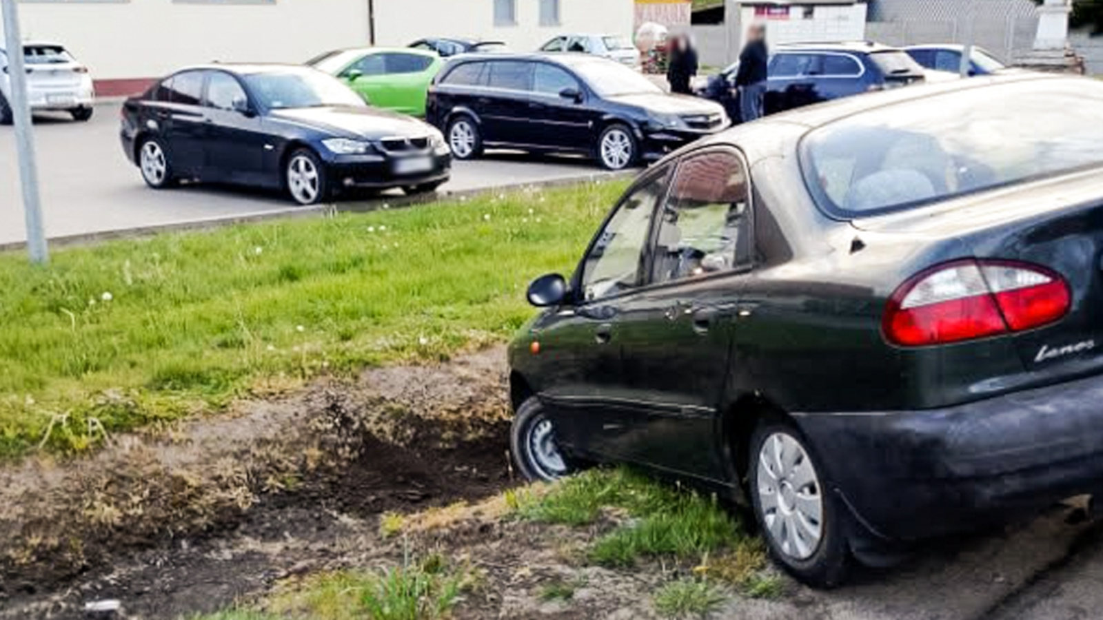 dożywotni zakaz prowadzenia - wjechał do rowu Mirocin Dolny