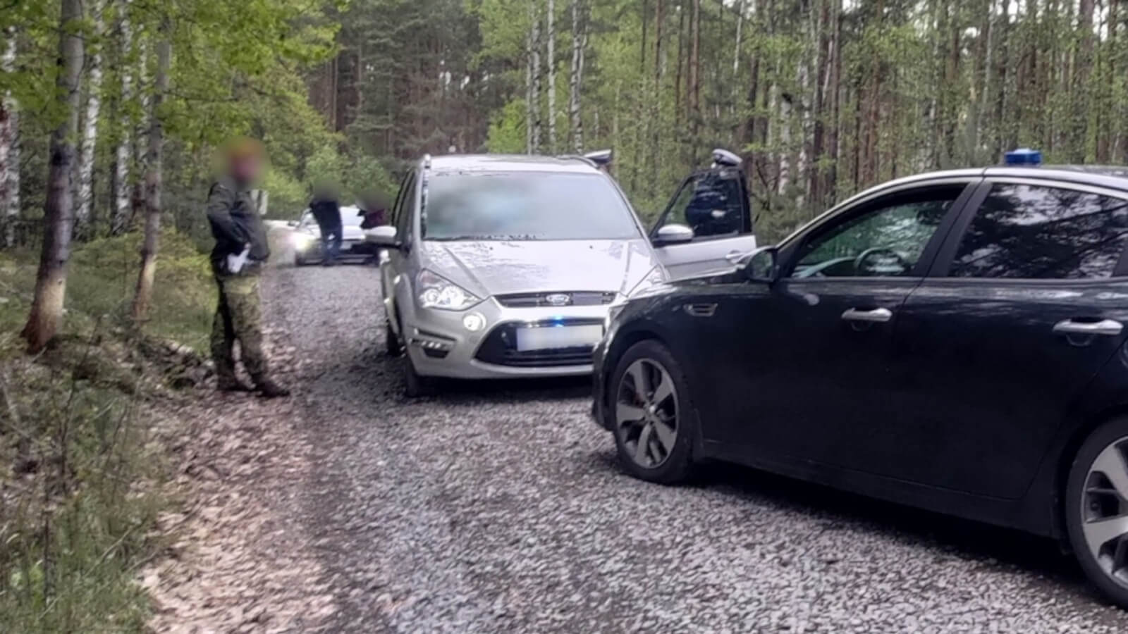 nielegalne taxi Żagań - pościg na terenie wojskowym