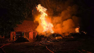 pożar Świdnica pod Zieloną Górą - 8 zastępów straży pożarnej