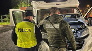 Wpadł na granicy. Jechał kradzionym kamperem wartym ponad 200 tys. zł (ZDJĘCIA)
