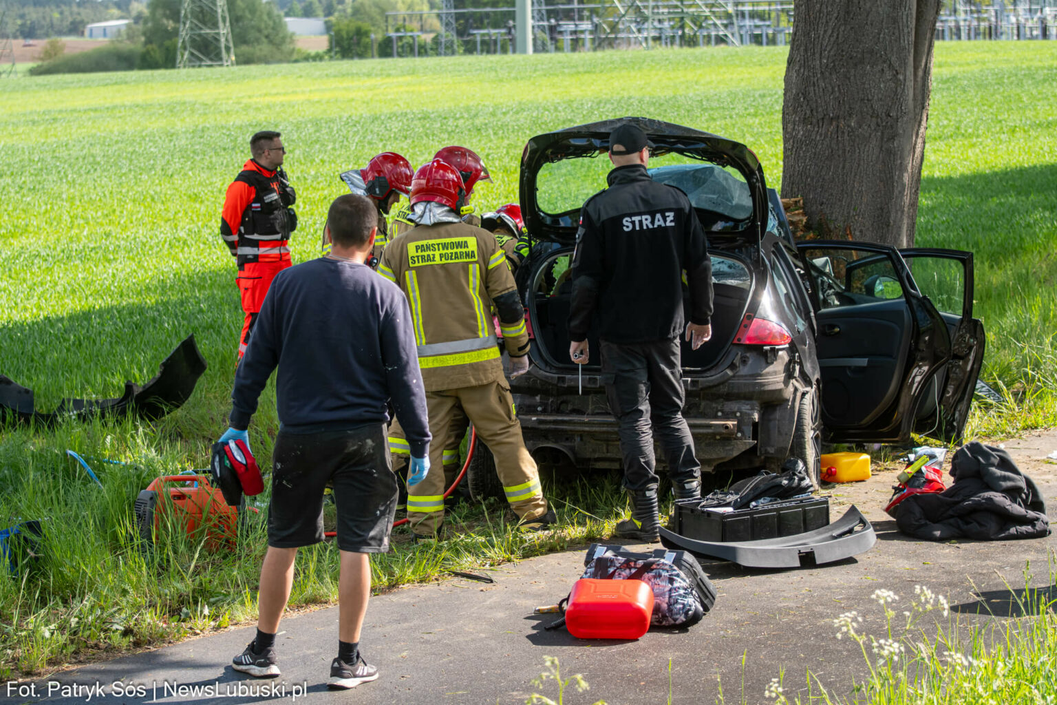 wypadek na DK32 - Wypadek koło Zielonej G&oacute;ry