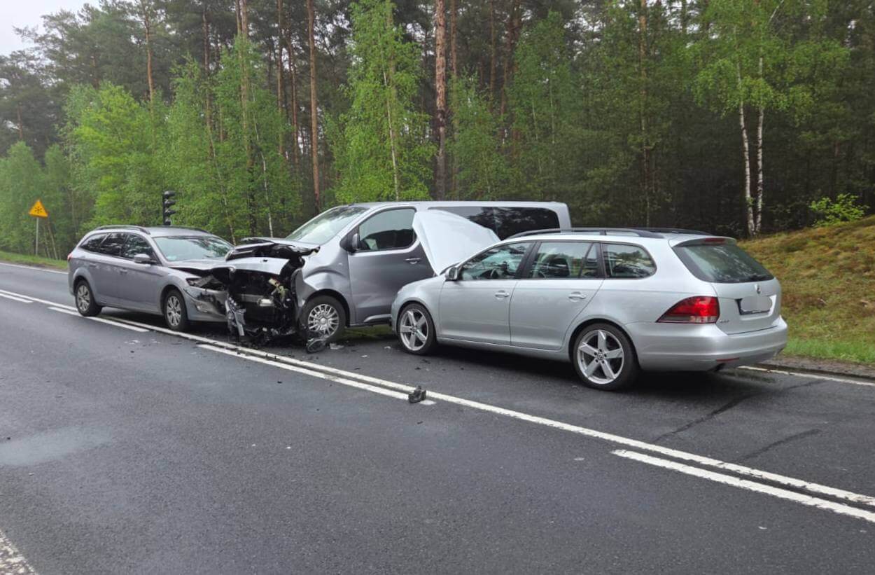 wypadek DK32 Zielona Góra - zakaz prowadzenia pojazdów