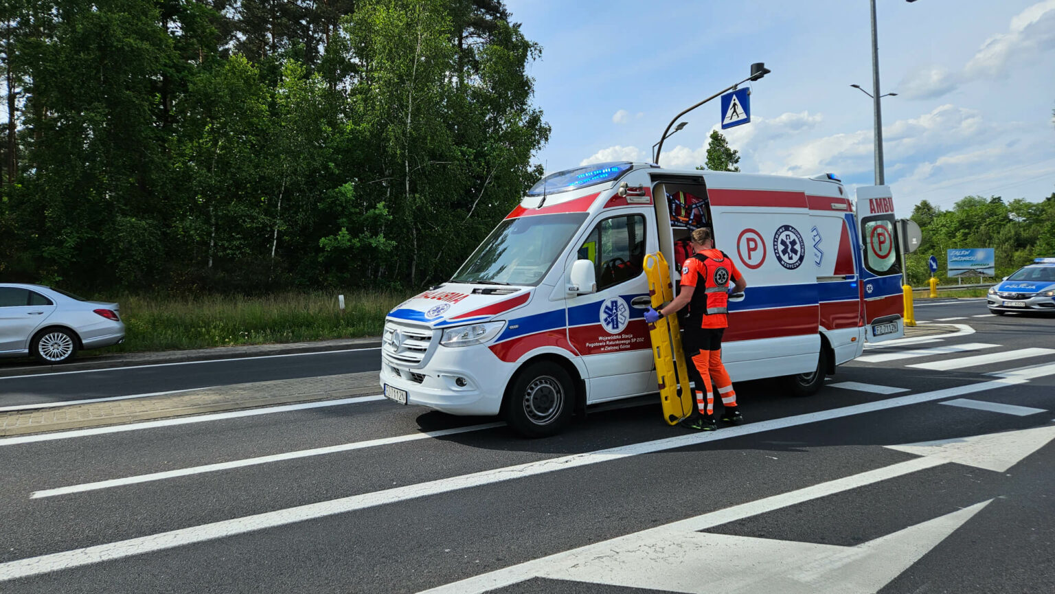 wypadek DK27 Świdnica - ranna rowerzystka