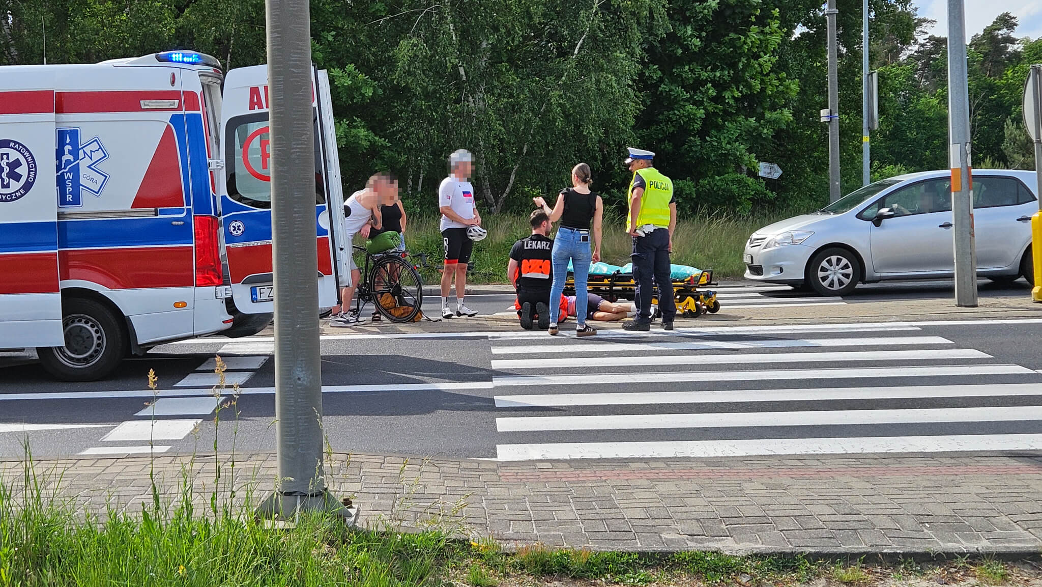 wypadek DK27 Świdnica - ranna rowerzystka