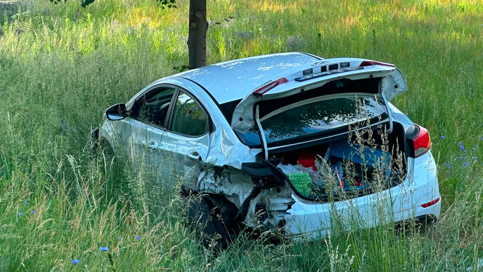 wypadek koło Lubska - dachowanie na DW287